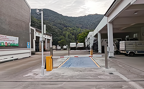 河南永城三輪車電動(dòng)四輪車安裝RFID電子車牌 河南永城三輪車電動(dòng)四輪車安裝RFID電子車牌